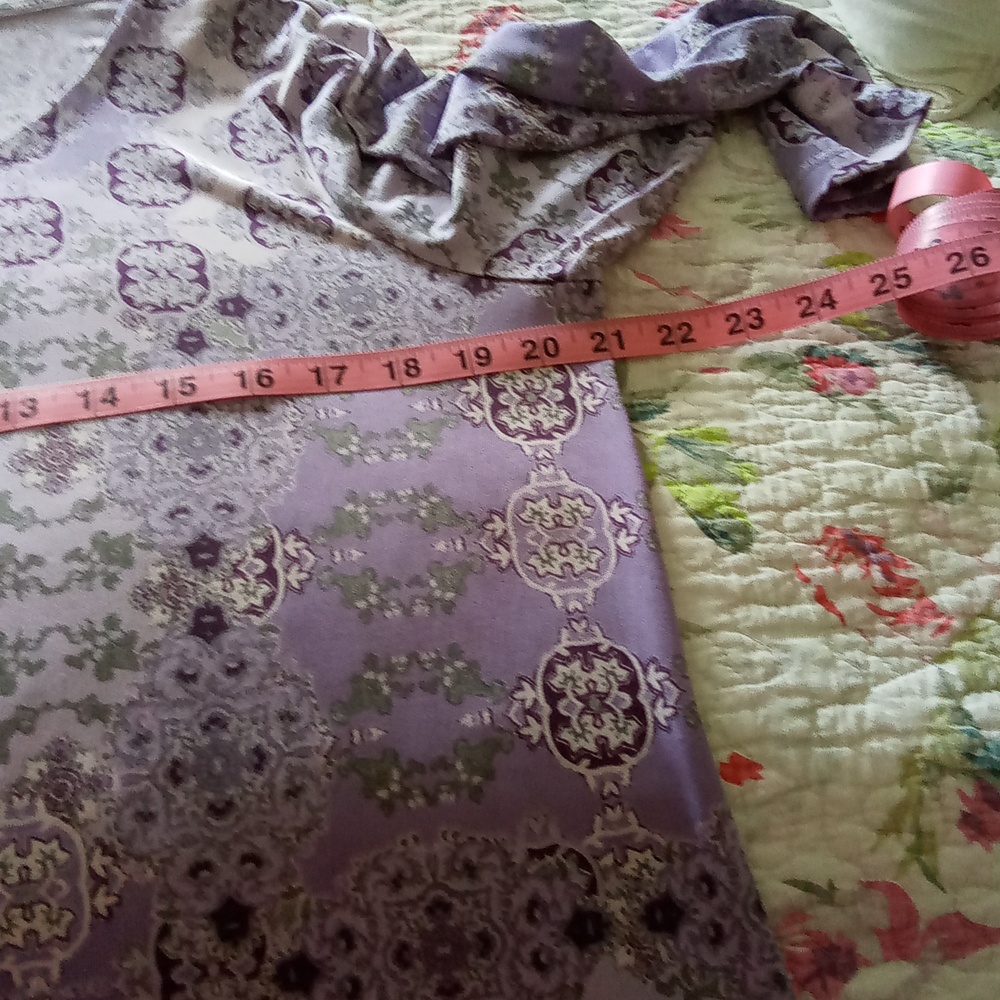 Susan Graver Tunic with Pearl Like Embellishment,  Size M - Picture 6 of 6